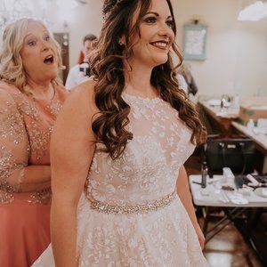 Hayley Paige Wedding Dress